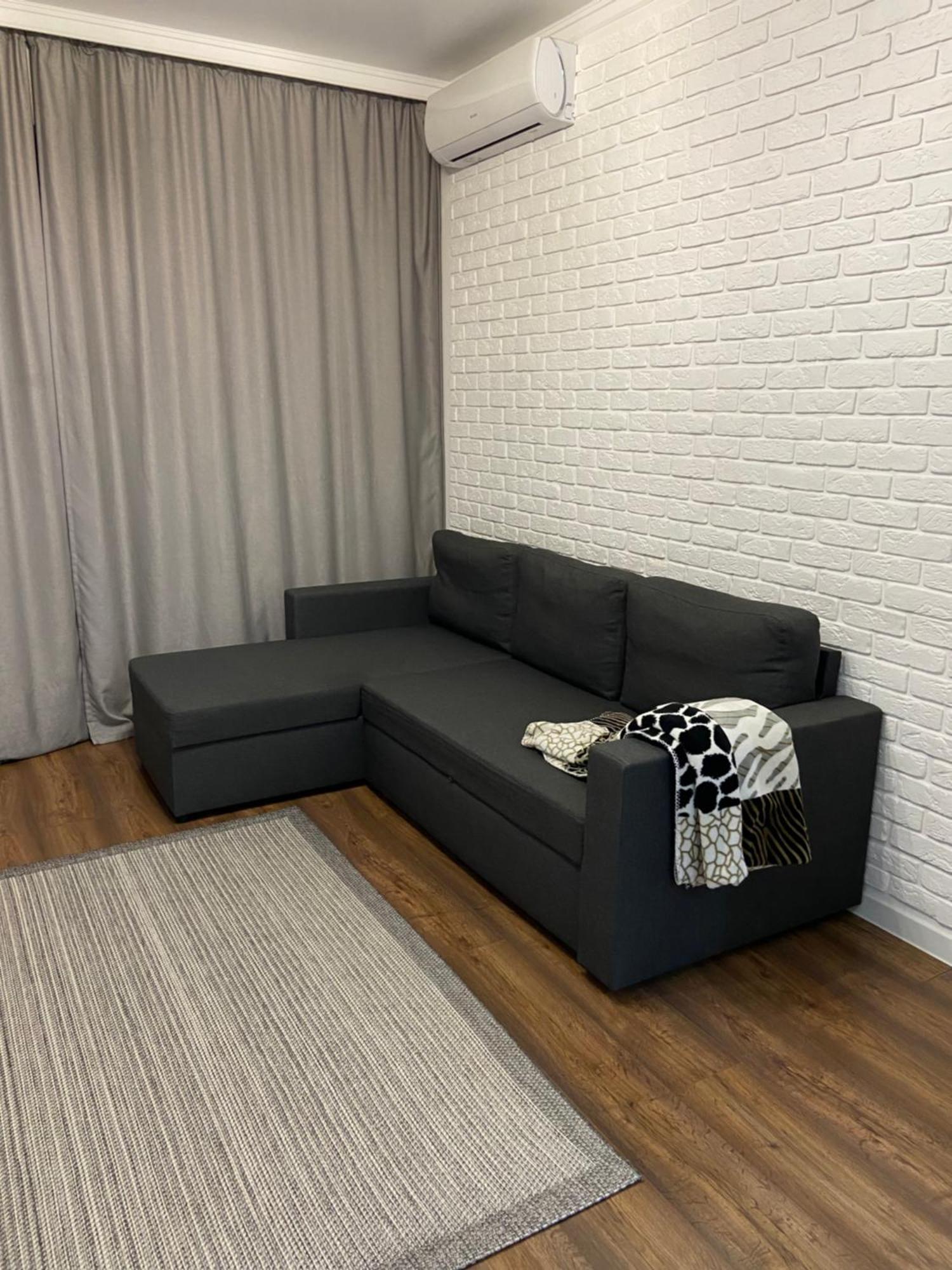 Квартира В Центре Алматы Exteriör bild